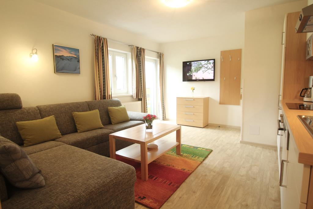 Apartmenthaus Dornroeschen Ramsau am Dachstein Bilik gambar
