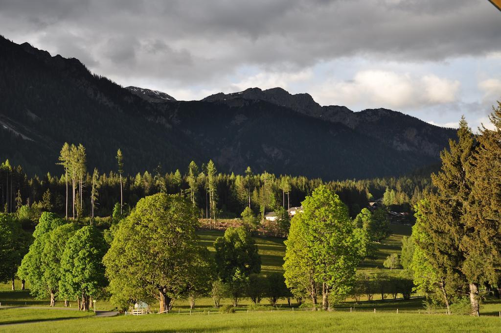 Apartmenthaus Dornroeschen Ramsau am Dachstein Luaran gambar